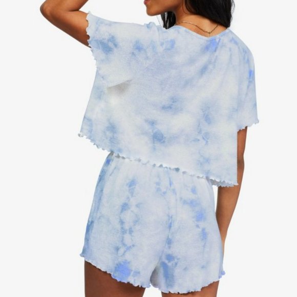 Billabong Breeze By Tee and Short Set NWT-NW - Picture 3 of 4